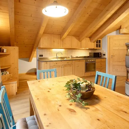 Casa Francesca Lidia Apartmán *