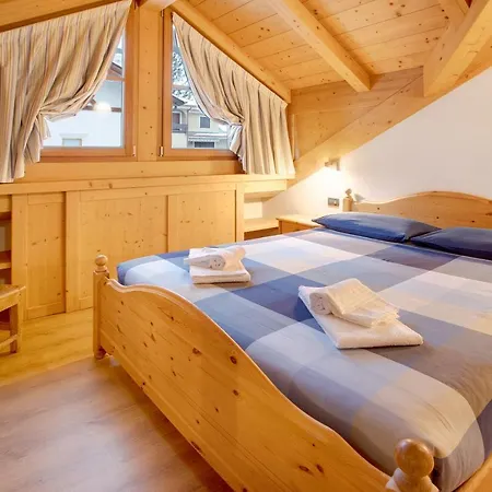 Casa Francesca Lidia 公寓 *